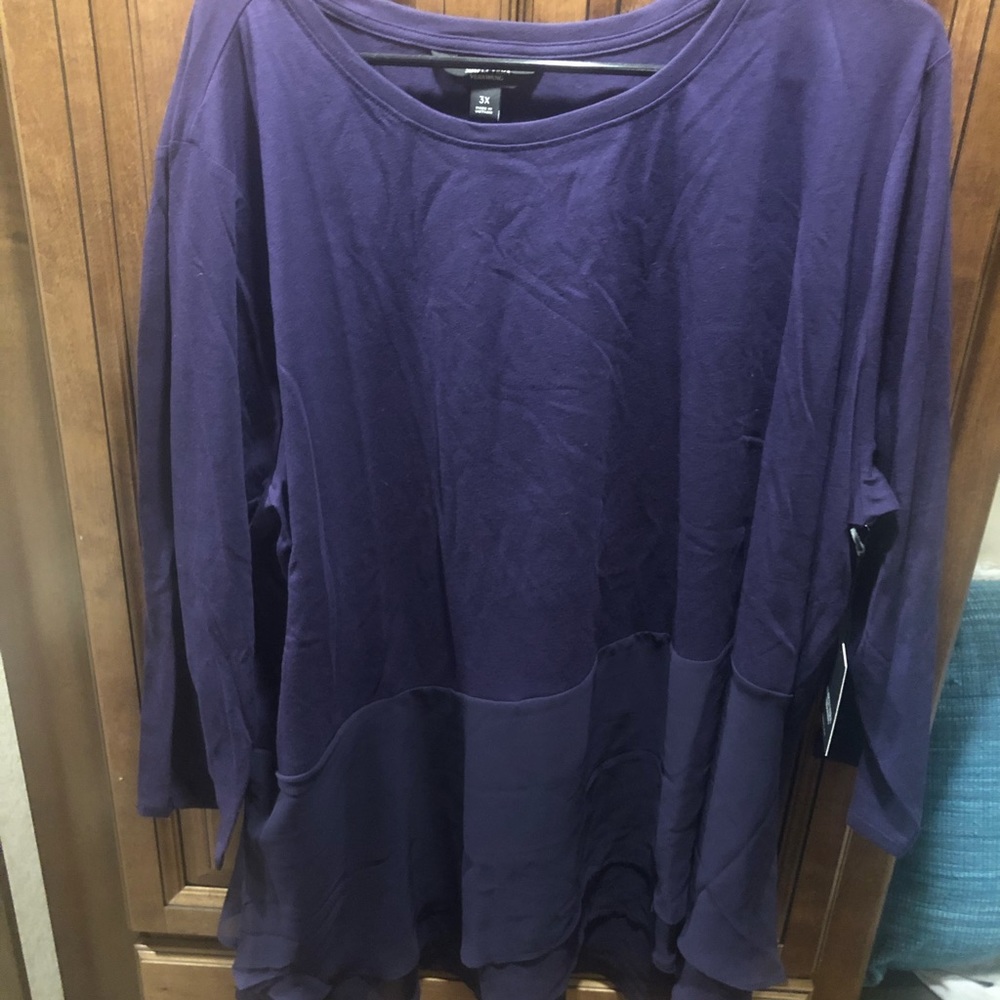 Vera Wang top